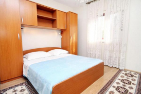  Apartment Arbanija 6062b  Трогир